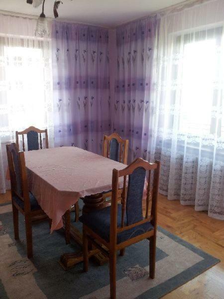 Pokoje Goscinne Janina I Jozef Majdanscy Kluszkowce Luaran gambar